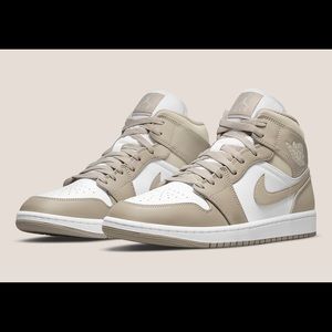 Brand new never word air Jordan 1’s mid linen